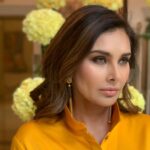 Lisa Ray Instagram – Bangalore launch for @closetothebone.book @ritzcarlton.bangalore @harpercollinsin 
Styled by @dipikablacklist 
Wearing @iamtroublebykc 
Earrings @vasundharajewelry 
Makeup @sabrina_suhail