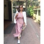 Lisa Ray Instagram - And we’re off to a fab @rado event with WOMEN ON WANDERLUST in @namratajoshipura styled by @wardrobist @aasthasharma @iammanisha #Masterofmaterials #Rado Mumbai, Maharashtra