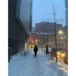 Lisa Ray Instagram – A snow-magedden in #Toronto as my agent @barb_godfrey put it over soup @obcanteen while we laughed and lingered, reluctant to brave the winds. Arrived back at my hotel, face raw as tartar.