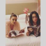 Lisa Ray Instagram - Two gals reading their @cosmoindia together in bed. Cause, why not? @cosmoindia ✖️@primevideoin for @4moreshotspls Thanks my fun, fearless beauty @nandinibhalla