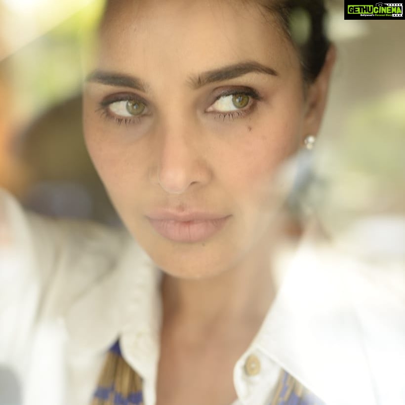 Lisa Ray Instagram - Being able to let go / And being proud to do so / Just being / That’s my super power ~ What’s yours? Image @farrokhchothia