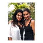 Lisa Ray Instagram – Attempted to convince this talented (and beautiful) nomadic New Yorker to move to the kaleidoscopic Maximum City #Mumbai 
Bandra hideaways and adrenaline addled sea breezes wait for you @bysarahkhan 😜 Mumbai, Maharashtra