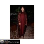 Lisa Ray Instagram - Repost from @raw_mango using @RepostRegramApp - Lisa Ray standing tall in the courtyard of our Mumbai studio. Wearing Sanjay Gargs’ Nebisa slip dress & Mashid brocade jacket from ‘Cloud People,’ a collection of saris & garments - available in Bengaluru on 18th & 19th January from 11am - 7pm. Address: Raw Mango, Cinnamon, 24, Gangadhar Chetty Road, Sivanchetti Gardens, Bengaluru. #Midnight #rawmango #celebration