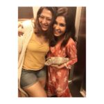 Lisa Ray Instagram - Best bestie time in amchi Mumbai. Love you @minimanak and my @preetasukhtankar #BombayGirls #homegirls #loveburst #GucciGirl