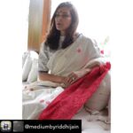Lisa Ray Instagram - Repost from @mediumbyriddhijain using @RepostRegramApp - Happy Accidents. She wears a striking red sari that she says, reminds her of her Bengali father and Polish mother. She has a picture of them stashed away in her phone. When she raises a bindi to her forehead and hands you an elusive smile, you feel the layers on her skin dissolving. Oh! I never planned to be a model or an actor. She remarks casually. It’s one of those happy accidents. The rain lashes against her voice as she sits cocooned inside glass walls. Her voice resonates as she points out, ironically, how removed Mumbai is from divinity despite being surrounded by temples, Mosques and Churches. . . The Jamban Journals is a dedicated documentation of journeys – Of Women and our Sarees. Be a part of this journey and watch them evolve…each in their own way. A playful amalgamation of territories & traditions, this collection of contemporary sarees is Medium's experimentation with Bengal's extra weft weaving delicately syncing with Gujarat's indigenous tie-dye techniques. @lisaraniray shot by @dhruv.satija