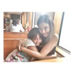 Lisa Ray Instagram - #Monsoonvibes in #Mumbai with this dumpling @saltwatercafe @dipikablacklist