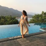 Lisa Ray Instagram - Last hurrah in @ilovepero @atmantan #Wellness #Mulshi #betransformed Mulshi Lake near Pune