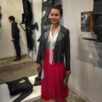 Lisa Ray Instagram - I feel like I'm running an art marathon @artbasel #HongKong2017 Day #2 Hong Kong Convention and Exhibition Centre
