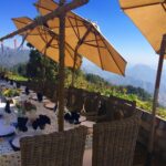 Lisa Ray Instagram – On the pleasures of outdoor dining and the effects of mountain air on appetites.
#uttarkhand #Himalayas #Landour