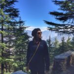 Lisa Ray Instagram - Happy #Mahashivratri from up on high. #mountaingirl #Himalayas #uttarkhand #Landour