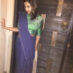 Lisa Ray Instagram – Let’s talk about drapes
@raw_mango @borderandfall #Delhi #sarilove