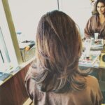 Lisa Ray Instagram – Going blond was fun, but settling back to my brunette roots feels right.
Thanks #Laurent @fourseasons #HongKong for steering my head back to brunette. Four Seasons Hotel Hong Kong
