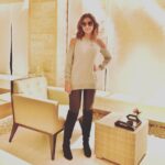 Lisa Ray Instagram – Spa-ing it up @mo_hkg where team @manekaharisinghani @natasha.moor glammed me up for @maxim.india Mandarin Oriental, Hong Kong 香港文華東方酒店