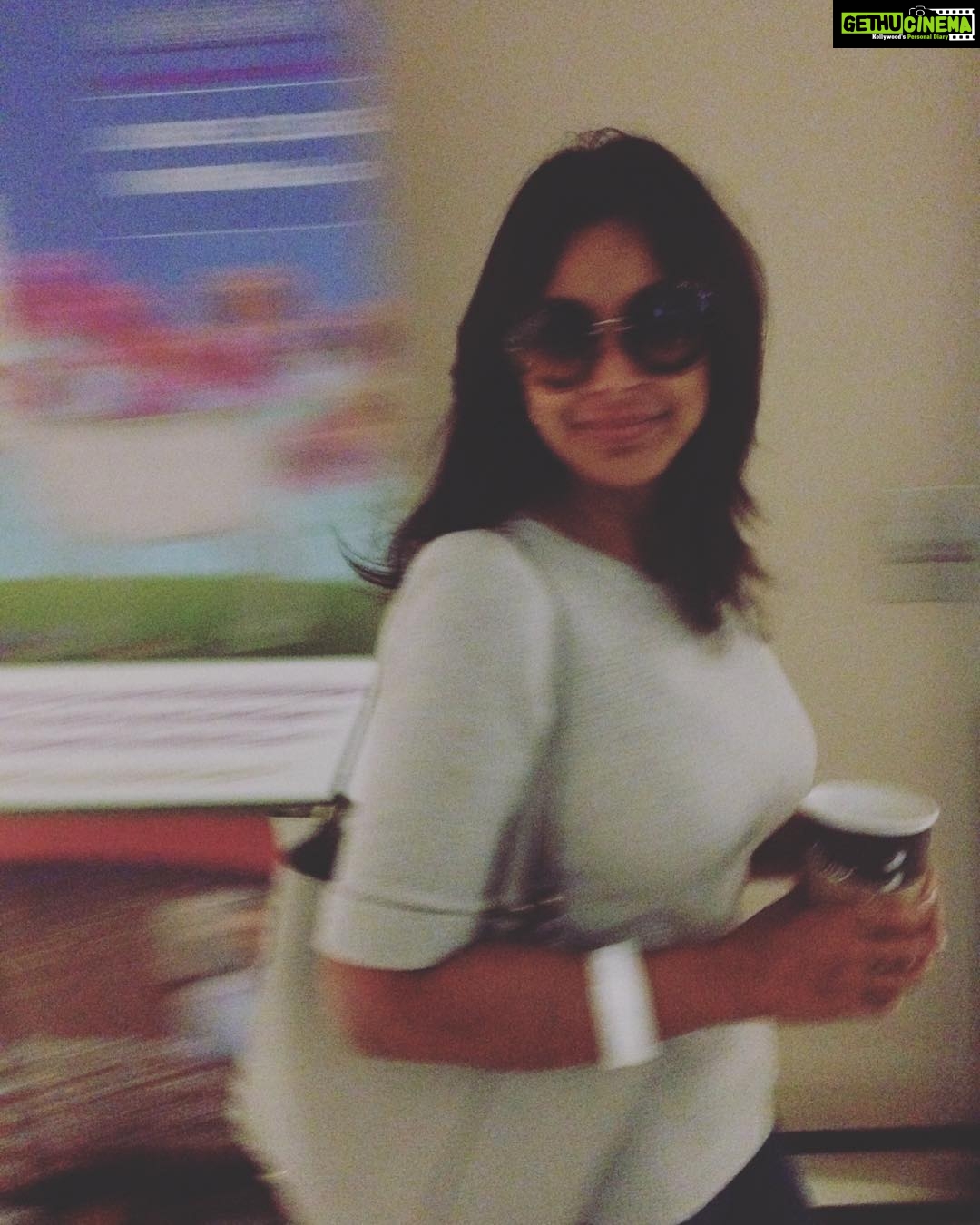 Lisa Ray Instagram - Filming a documentary on the #NK92 clinical trial which I participated in, and which I believe holds incredible promise for curing blood cancers. Thank you #PrincessMargaretHospital for supporting our filming And as always thanks to my angel @CindyLeder for your support Princess Margaret Cancer Centre