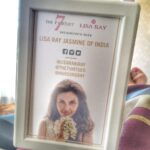 Lisa Ray Instagram - Join us tomorrow @hudsonsbay 12-1 in our pledge to spread peace and change the world...one fragrance at time @the7virtues @WBrettWilson #LisaRay #JasmineofIndia