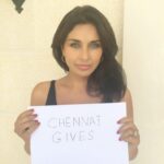 Lisa Ray Instagram - I support #ChennaiGives.Join me & help change lives with ur donation to a noble cause - 4sep.https://goo.gl/17rtWS Achkout 2510