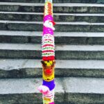 Lisa Ray Instagram - Reason #17 to love #HongKong: Yarn-bombing. Hong Kong - Soho