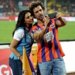 Lisa Ray Instagram - My first #islefie #IndianSuperLeagueFootball #letsfootball #Punekars #punvsmum