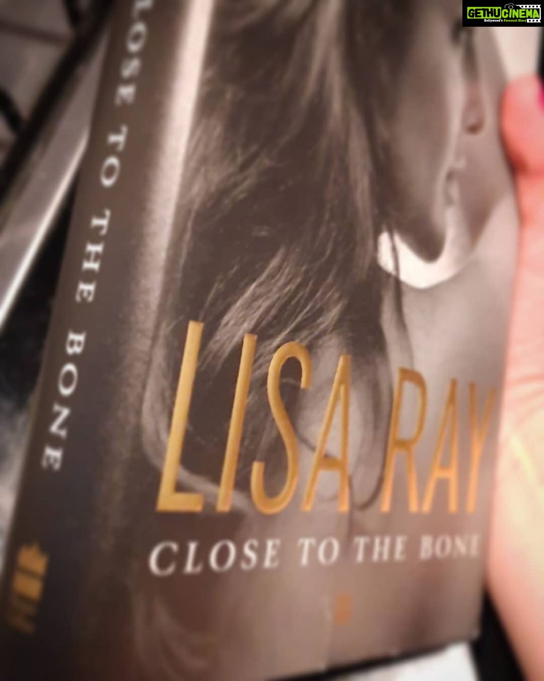 Lisa Ray Instagram - Posted @withregram • @liswerner_ #iamonceagainasking for yall to read @lisaraniray s #autobiography #narrativeart #closetothebone ... its become my favorite books, even topping the beautiful #icantthinkstraight by @shamimsarif , which lead me (via the movie of the same name) to Lisa. Her spiritual and physical journey thru cancer and a vagabond lifestyle and contradictory backgrounds resonates with me.. ..her style is poetic and trips you inward in the magical reverie that you seldom find in biographies. #womenwriters #queericon #cancersurvivor #booksbywomen #booksbymixedraceppl #goodreads #greatreads #getlostinagoodbook