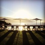 Lisa Ray Instagram - Rad morning view. Thanks #IshKaskar for the image. #Hermanus #SouthAfrica #IshqForever #SunWorshipper