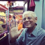 Lisa Ray Instagram - Post Darshan. #Kalighat #baba