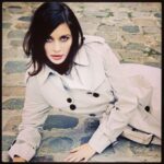 Lisa Ray Instagram - Old photo shoot in #Paris. Feels another lifetime.