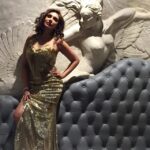 Lisa Ray Instagram - Don't mind the mythological competition at #GG exquisite new store.
