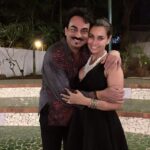 Lisa Ray Instagram - Sweetest and briefest reunion with my beloved @wendellrodricks last night on the grounds of #Sensorium14. Will be seeing more of each other end of this month...