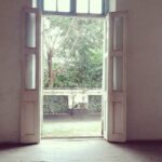 Lisa Ray Instagram - #doorsofinstagram #Mumbai