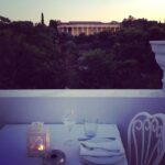 Lisa Ray Instagram - Dining al fresco at #Kuzina with the Parthenon within frisbee tossing distance. #Athens #Insightmoments