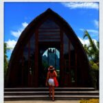 Lisa Ray Instagram – Anytime is a good time to walk into memories of #BoraBora.