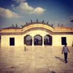 Lisa Ray Instagram - Jahanara's room at Agra Fort, shaped like a palkhi. Fascinating to see after performing in the play #Taj