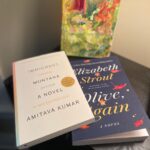 Lisa Ray Instagram - 🎶It’s the most wonderful time of the year...🎵 to give precedence to reading over everything. At least when the kids are at the neighbours. @amitavawriter