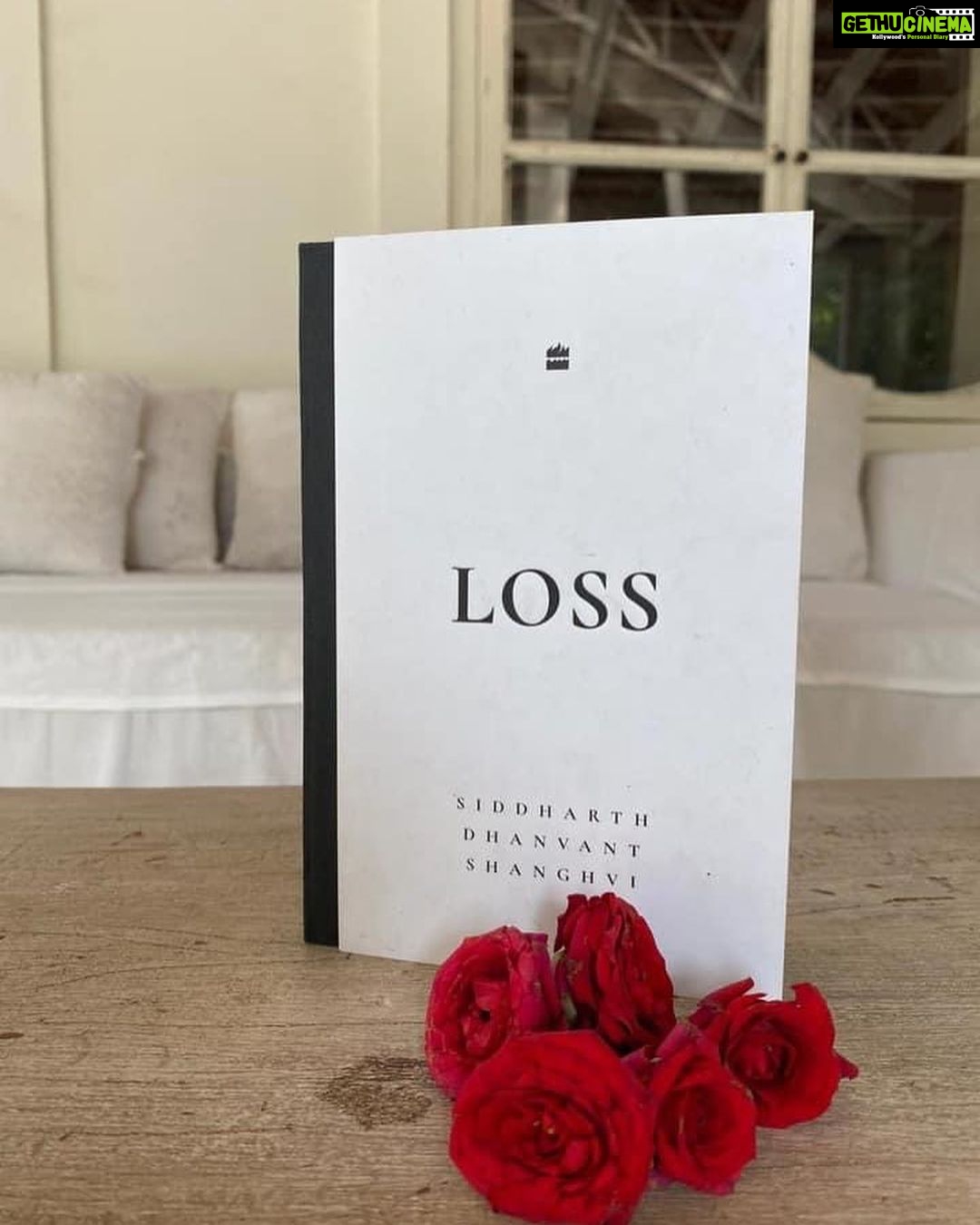Lisa Ray Instagram - Happy pub day to my heart friend, a pilgrim of loss and beauty @thepostcarder #Loss is an exquisite, pared down, lucid mediation on the inevitable experience of grief we all attempt to choreograph our lives around. Essential reading. And as always, written in elegiac, searing prose. @harpercollinsin