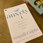 Lisa Ray Instagram - Thank you @mentalhealthwithsonali for sending a copy of your galvanising wake up call of a book. Everyone needs to understand how to identify and manage our triggers and ‘inner critics’ while re-examine irrational beliefs and emotional states in an empathetic way. Thank you @mentalhealthwithsonali for an absurdly well timed guide.