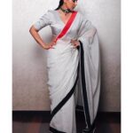 Lisa Ray Instagram - A lil saree post to invigorate the Bangla blood circulation. Sari by @pranay_baidya of course. Styled by @who_wore_what_when Repost from @ifhfashions using @RepostRegramApp - @lisaraniray ( Lisa Ray) is both bold and beautiful! ⁣ ⁣ #lisaray #ifhfashion