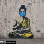 Lisa Ray Instagram - Repost from @tylerstreetart using @RepostRegramApp - Keep calm and corona #tylerstreetart #mumbaigraffiti #corona #coronaart #streetartindia