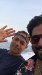 Ma Ka Pa Anand Instagram - Fishing time @brenniakottefaru @pickyourtrail