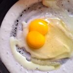 Ma Ka Pa Anand Instagram - One stone la two omlets, shocked to see two in one egg yest.