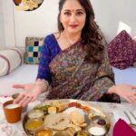 Madhuri Dixit Instagram - Food = Love ❤️ #gujratithali #wheningujarat #loveislove