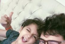 Mahesh Babu Instagram - Goofing around❤️❤️❤️ The new normal 😍😍 Stay home. stay safe. stay strong. #quarantineandchill @sitaraghattamaneni