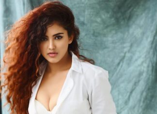 Malvika Sharma Instagram - Be Fearlessly Unapologetically You! 📸 @amitagarwalphotography #malvikasharmaofficial #malvikasharma #beyourself #loveyourself