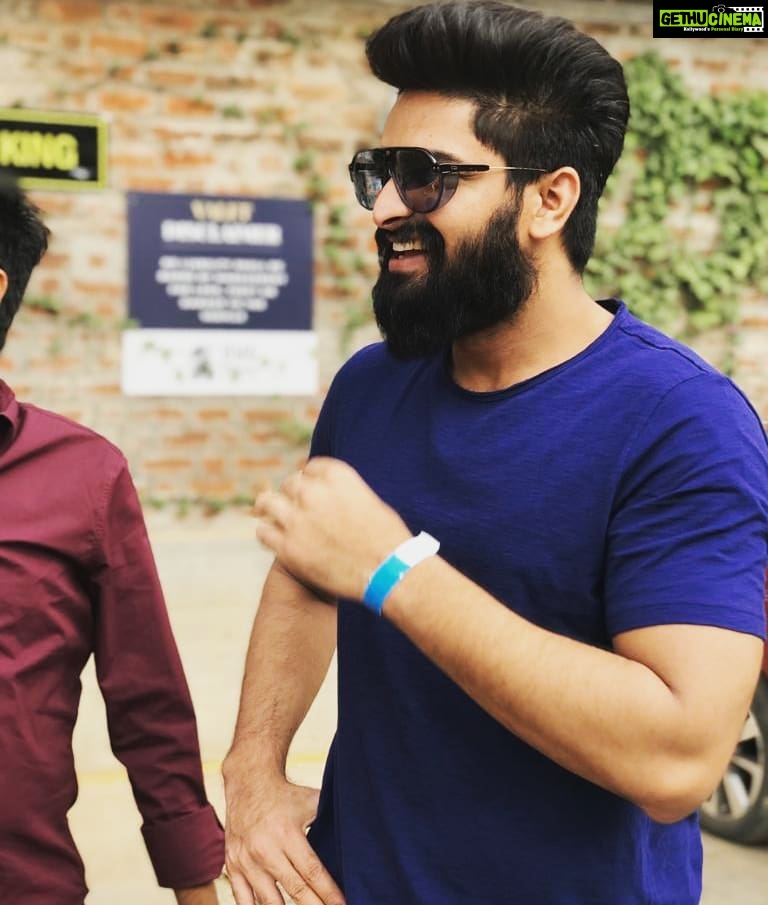 Naga Shaurya Instagram - Beard is like a girlfriend🤦‍♂️. Vunappudu irritating , leynappudu missing🤷‍♂️