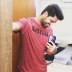 Naga Shaurya Instagram - A smartphone in my hand after all these years.. Did I enter a vicious world?🙃 Pc:😍