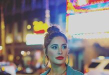Nargis Fakhir Instagram - I am stronger because I had to be, I am smarter because of my mistakes, happier because of the sadness I have known and now wiser because I learned. . . . No one is perfect and we all go through experiences that shape us in different ways. But one thing you must never do … you must never give up. ❤️🙏🙏🙏🙏 Dubai, UAE
