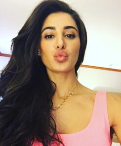 Nargis Fakhir Instagram - Good night 😘 sweet dreams♥️