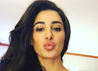 Nargis Fakhir Instagram - Good night 😘 sweet dreams♥️