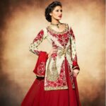 Nargis Fakhir Instagram –