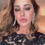 Nargis Fakhir Instagram – 👋🏼 hello
.
.
.
Hair – Makeup – styling – @malihajkhan Virginia