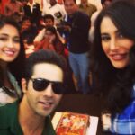 Nargis Fakhir Instagram - #mth promotions #INDORE look at the cake they made us! How cool! Main Tera Hero